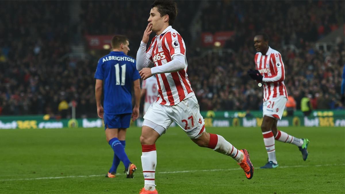 Bojan celebra un gol con el Stoke City