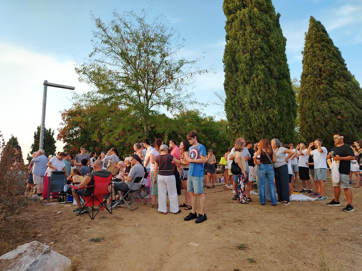 Girona mira al cel: l’eclipsi des de la muralla i Montjuïc