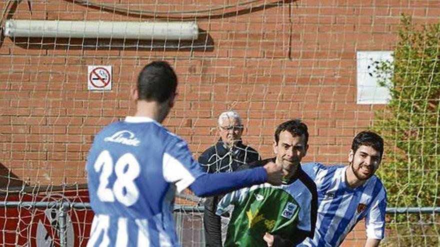 Extremadura, tercera ahora, confía en subir posiciones