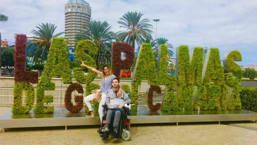 Una enfermera pide ayuda para un joven tetrapléjico en Canarias