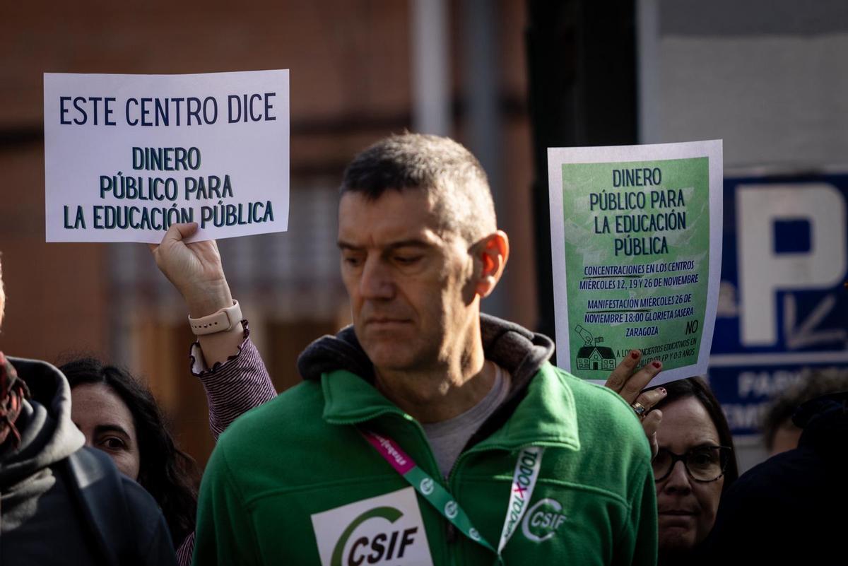 Concentraciones contra la concertación de la educación en Aragón. - El ...
