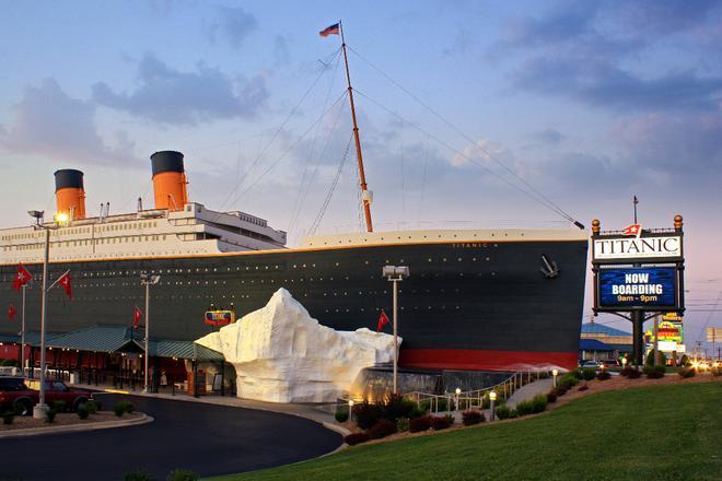 titanic exterior museo branson