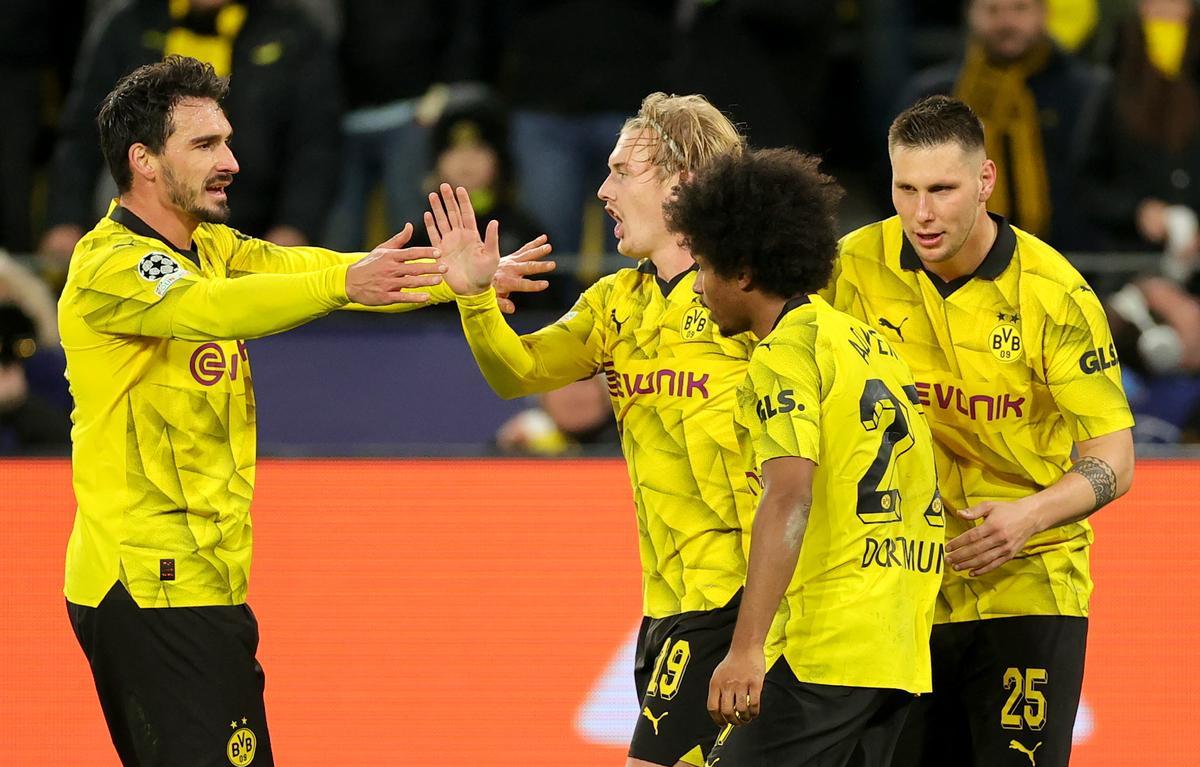 Dortmund - Newcastle | El gol de Julian Brandt