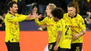 Dortmund - Newcastle | El gol de Julian Brandt