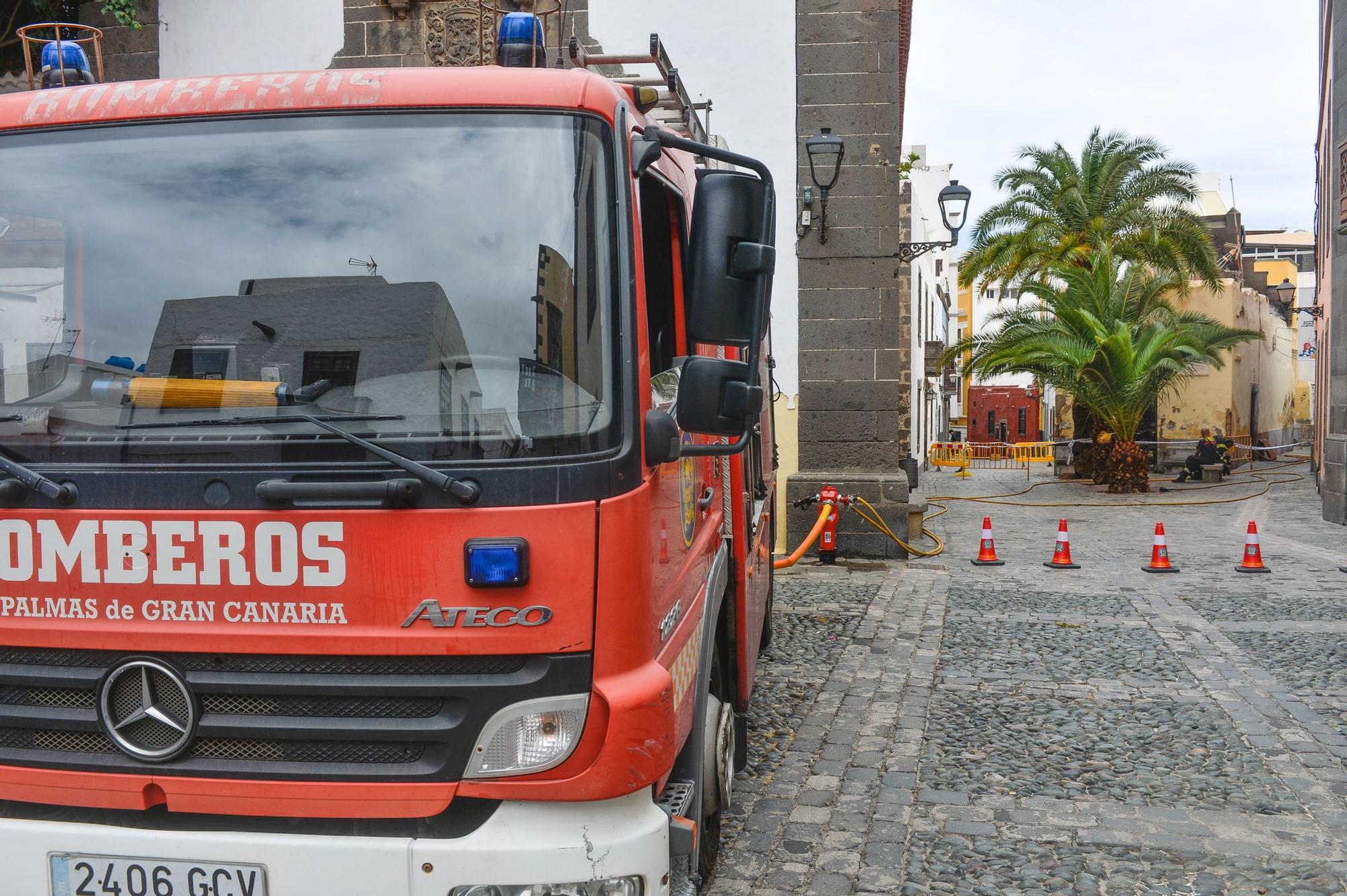 Casa antigua incendiada en Vegueta