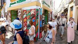El calor, la criptonita del Casco Histórico en verano