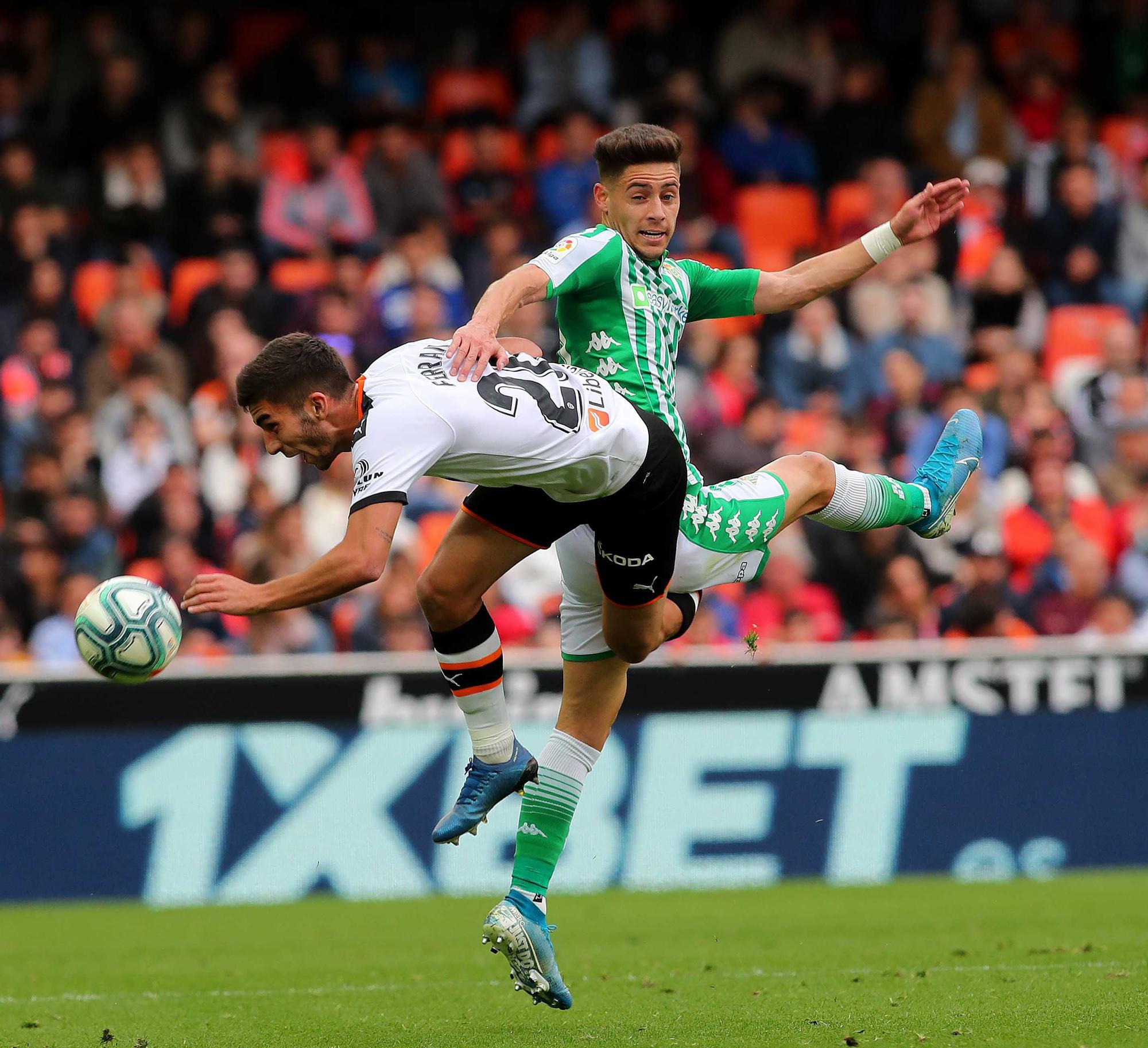 Mestalla. Un año huérfano de afición. El último partido con público del Valencia CF