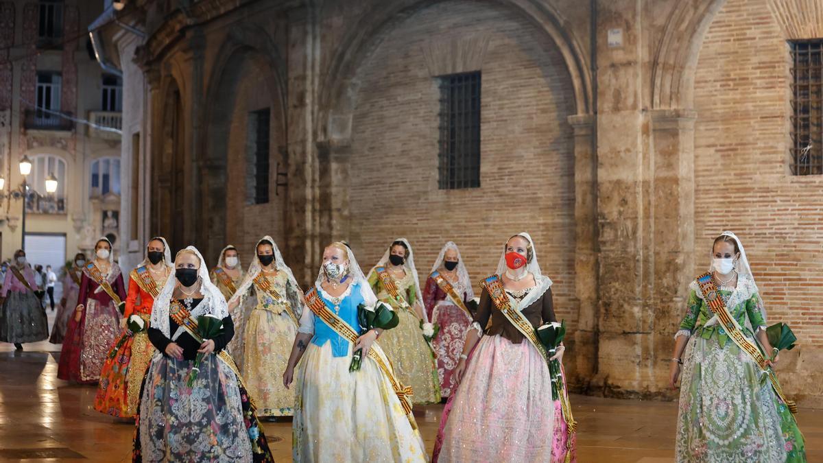 Búscate en el primer día de Ofrenda por las calles del Mar y Avellanas entre las 21:00 y 22:00 horas