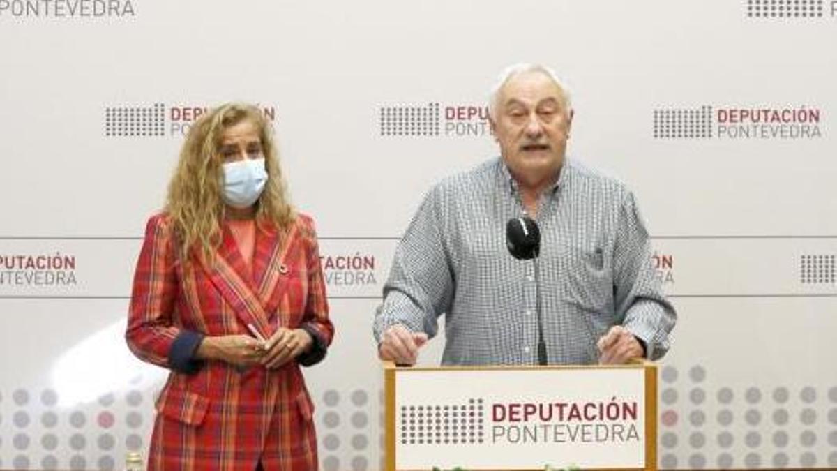 Carmela Silva y César Mosquera presentaron los proyectos.