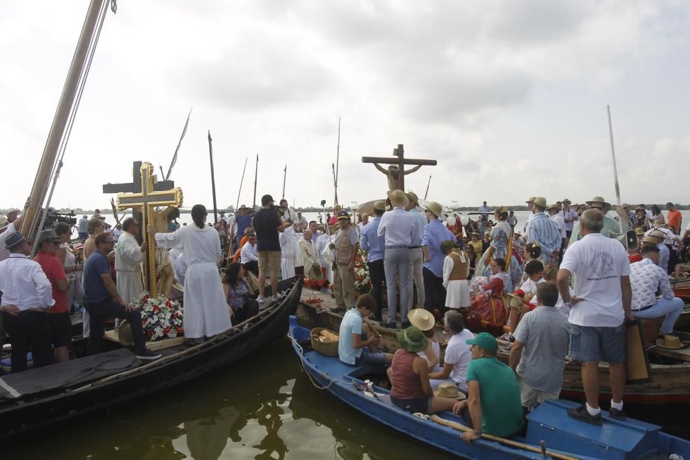 Encuentro de los Cristos de El Palmar, Catarroja, Silla y Massanassa en el Lago de la Albufera