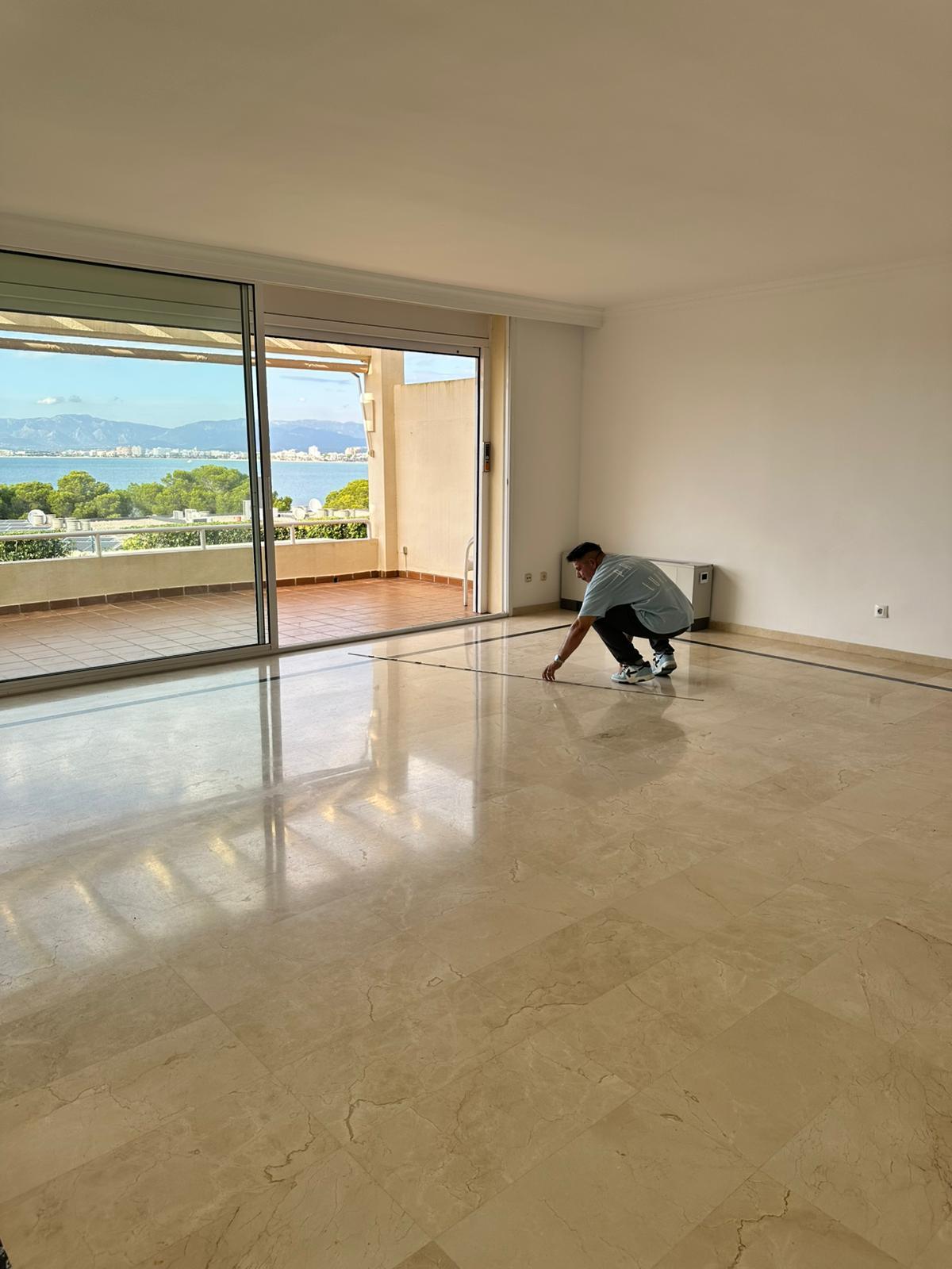 Vom neuen Zuhause der Gülpens aus kann man aufs Meer blicken.