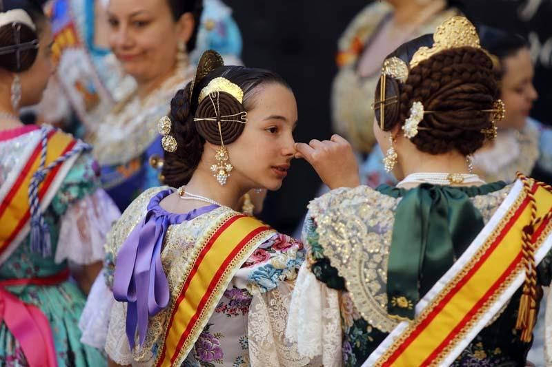 La Diputació de València recibe a las comisiones falleras