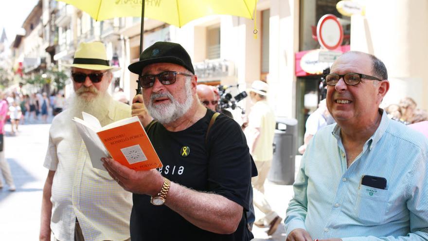 Una Rua Poètica por el centro de Palma y por la libertad de expresión