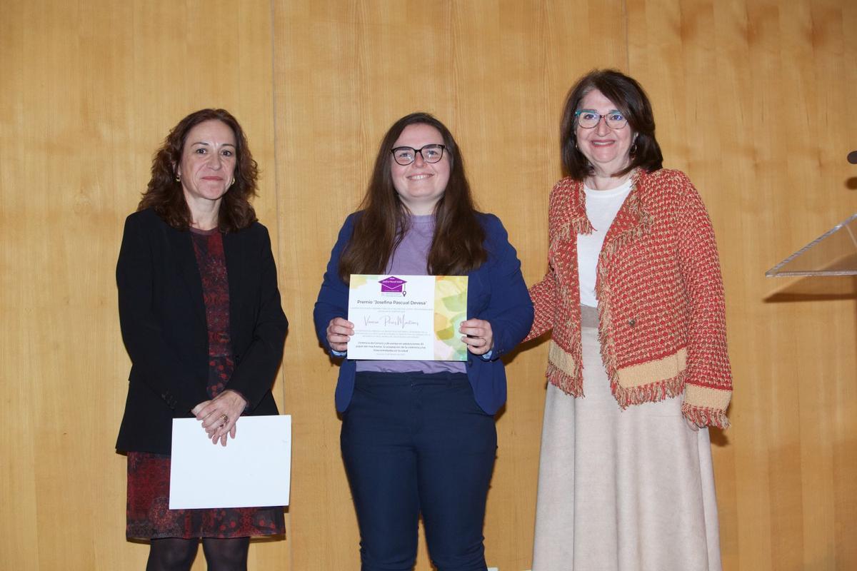 Vanesa Pérez Martínez, premiada por su tesis “Violencia de género y de pareja en adolescentes: El papel del machismo, la aceptación de la violencia y las masculinidades en la salud”,