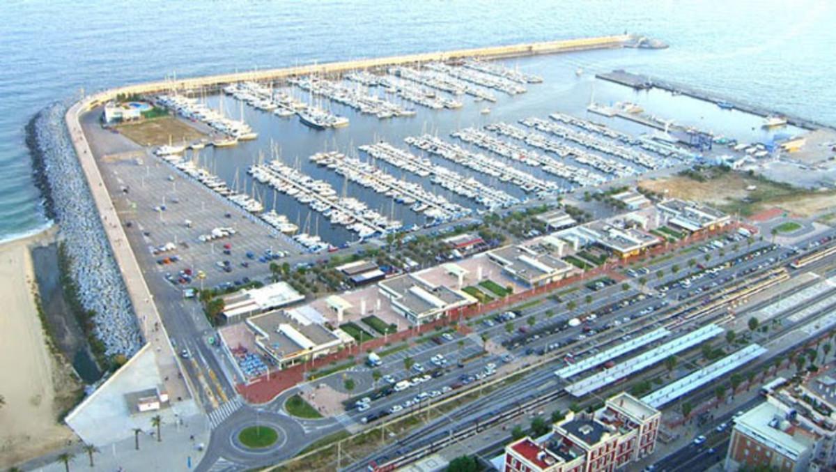  Vista del Port de Mataró.