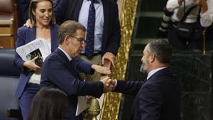 Feijóo i Abascal accentuen la pugna sense alliberar-se de la mútua dependència