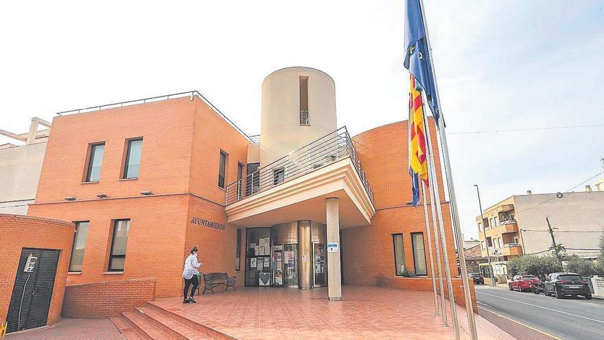 Los Montesinos cortará la CV-945 para protestar por la nueva red de autobuses interurbanos de la Generalitat