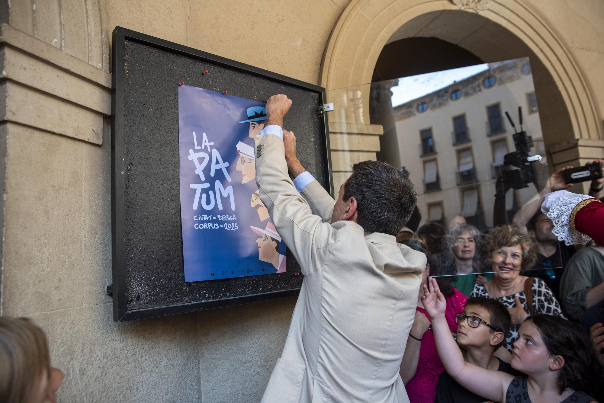 Ple de Patum i cercavila del Tabal a Berga