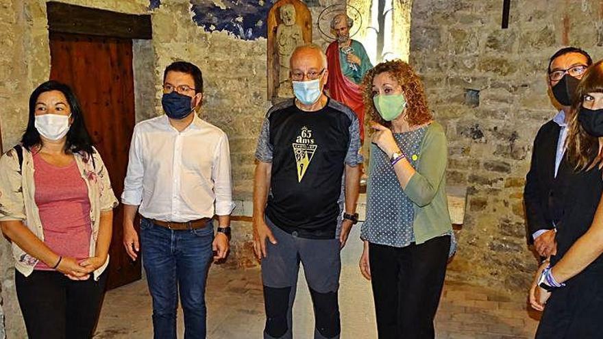 Visita del Govern català a Sant Pere de Vallhonesta, a l&#039;estiu