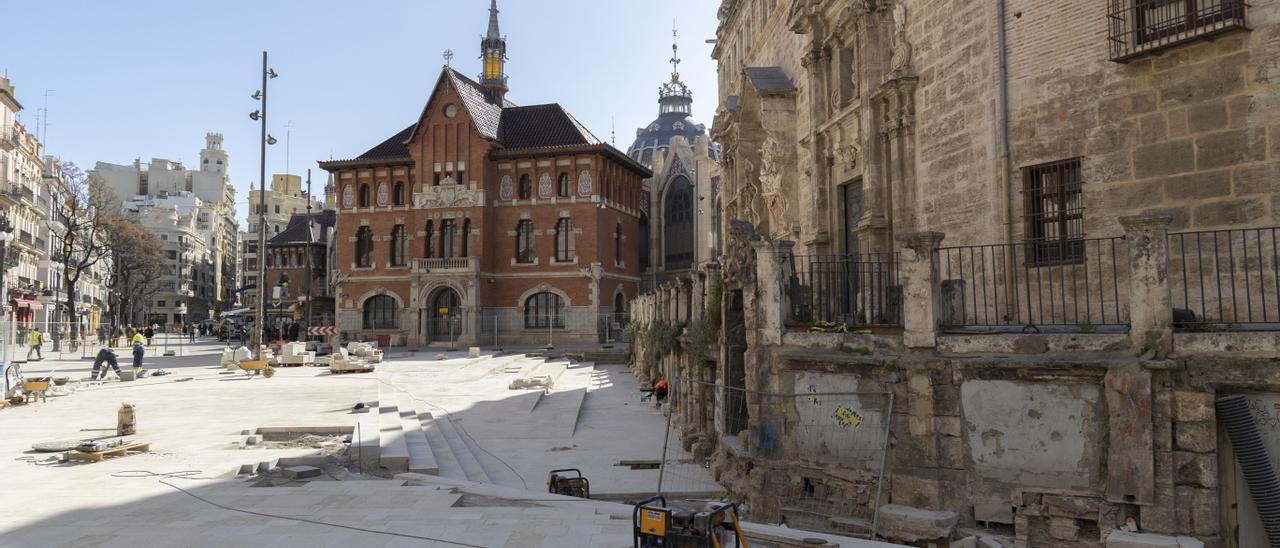 Obras Valencia | Las obras en la plaza del Mercat se paralizan por las ...