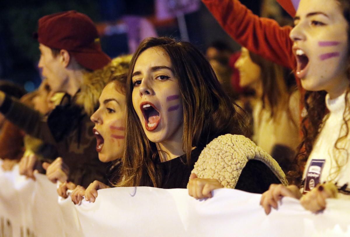 Multitudinaria manifestación del 8-M en Córdoba