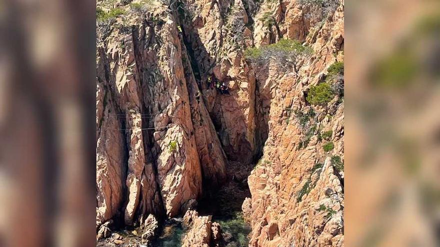 Rescaten un home a la via ferrada de Sant Feliu de Guíxols