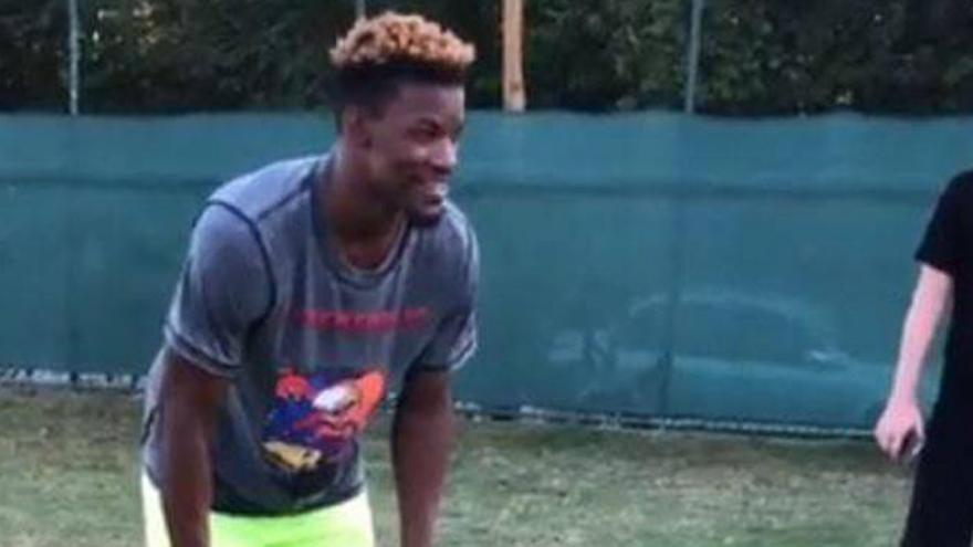 Vídeo: El NBA Jimmy Butler sienta a Neymar con un golazo