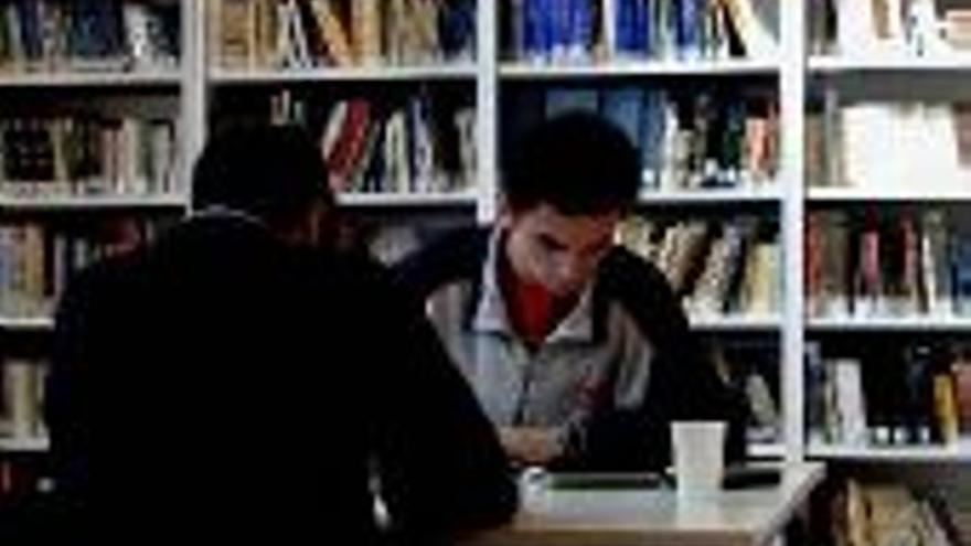 El 50% de la población utiliza las bibliotecas