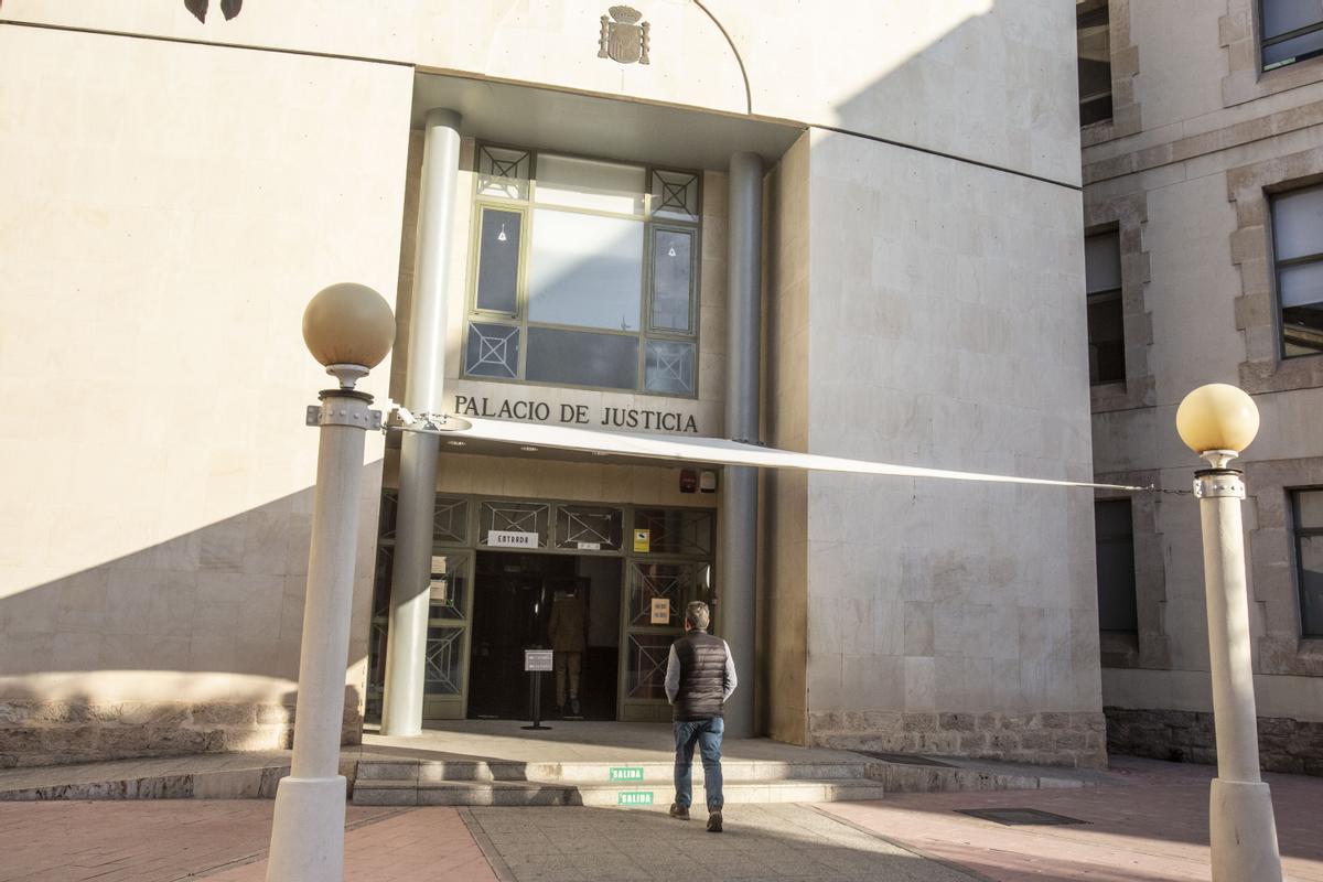 El fugitivo buscado por el secuestro de una pareja rusa en Alicante se ...