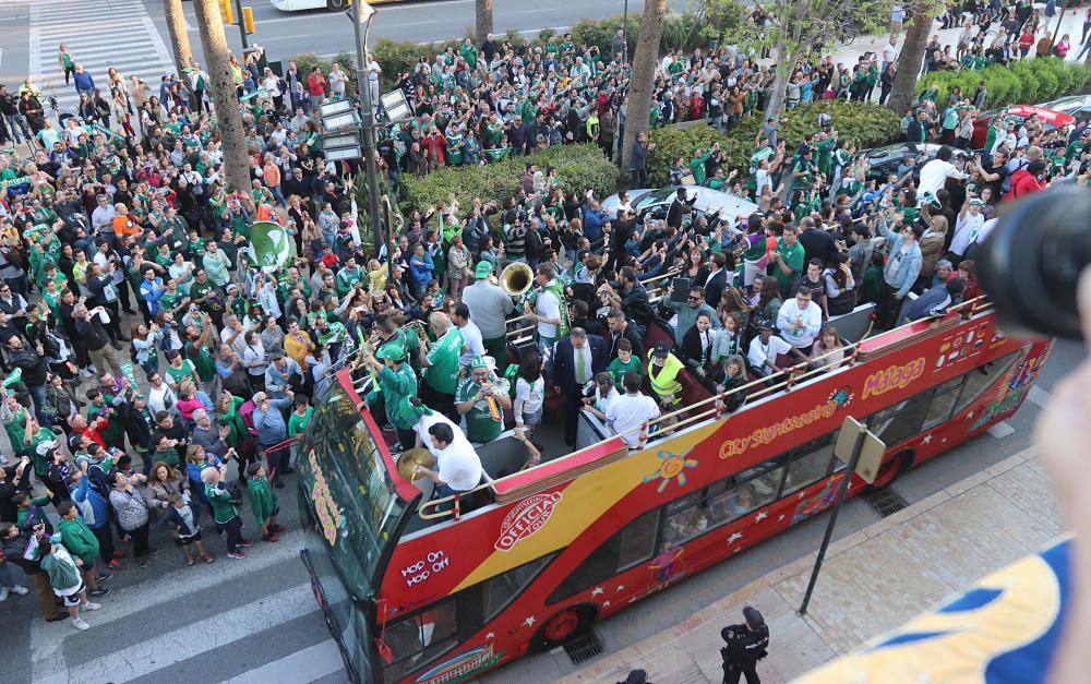 Málaga se lanza la calle para celebrar la EuroCup