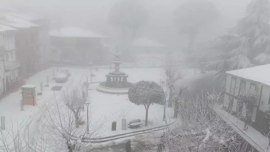 Vídeo | Así nieva en Piornal