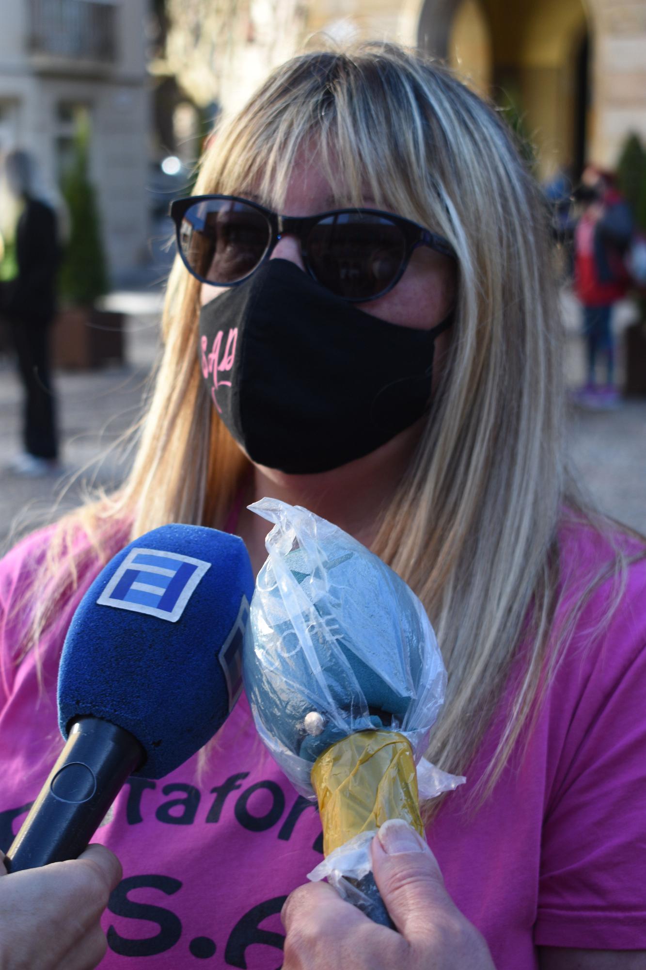 Manifestación de trabajadoras de ayuda a domicilio en Gijón