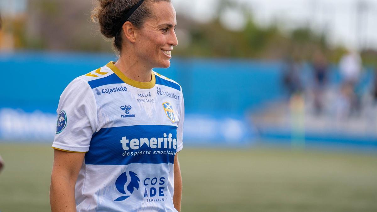 Patri Gavira, futbolista de la UD Tenerife.