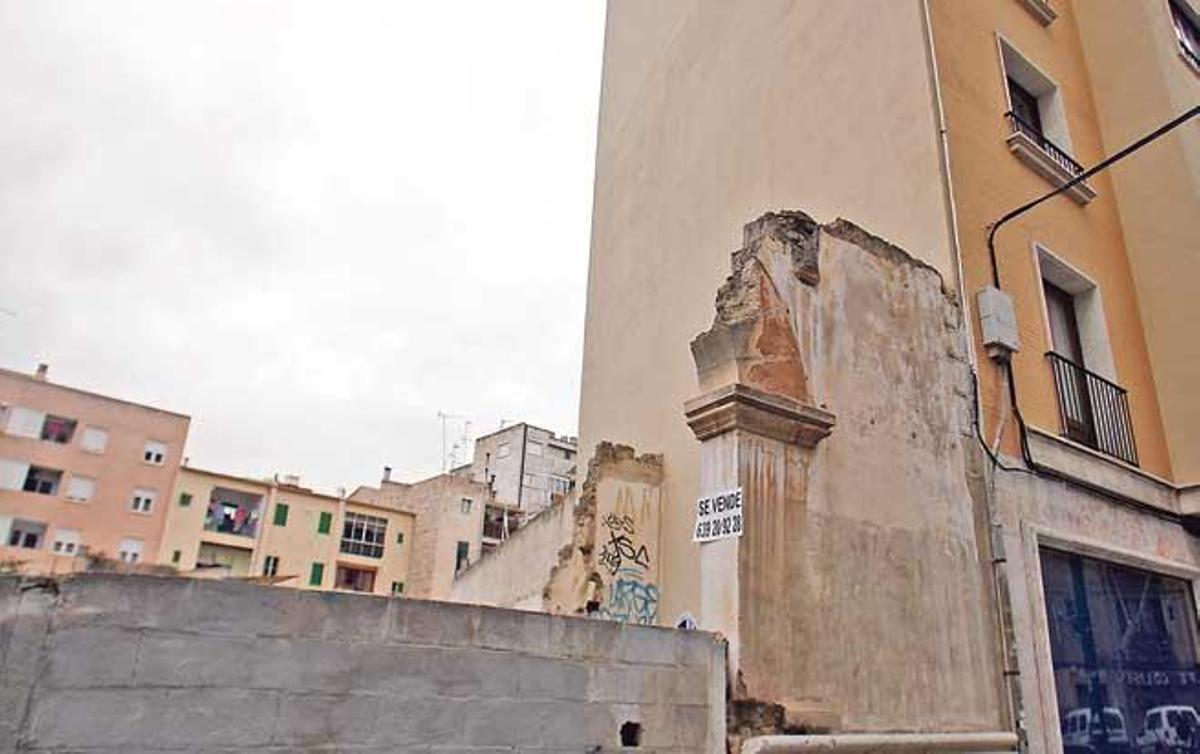 Esto es lo que queda de la antigua Casa del Pueblo.