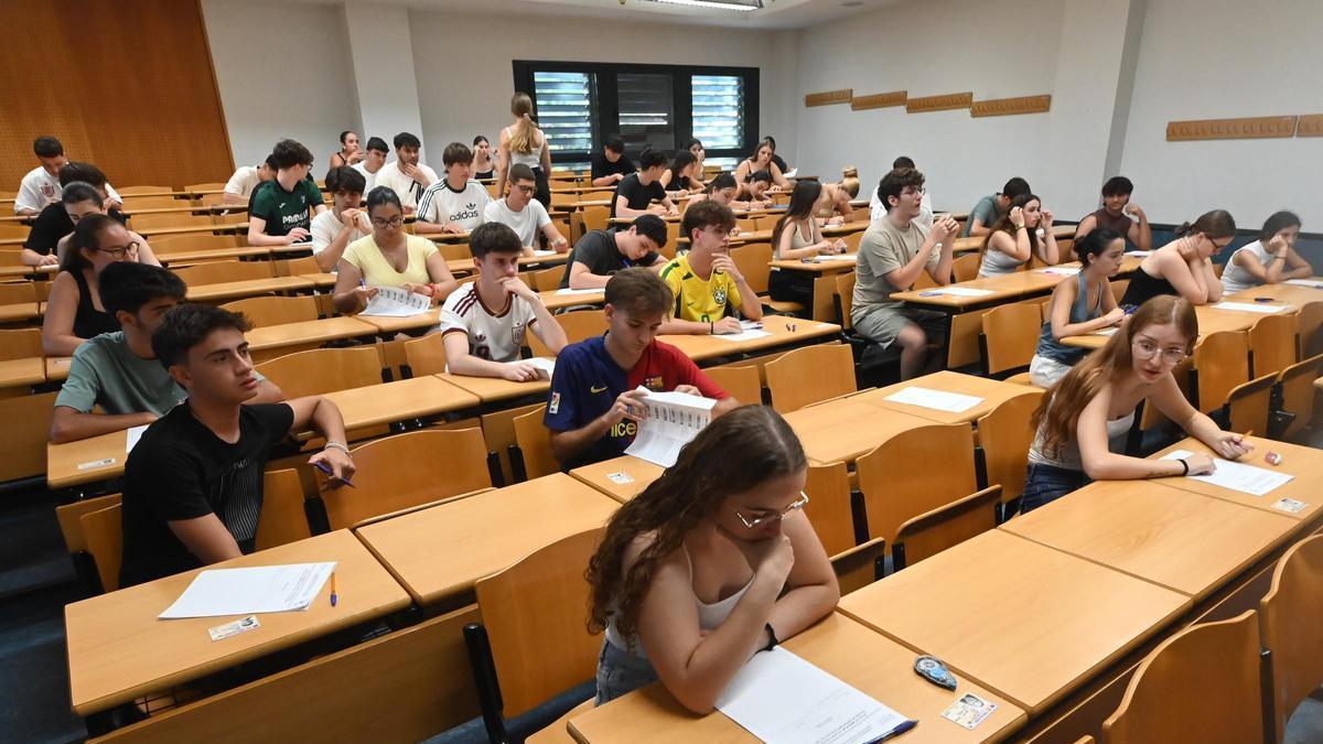 Las alumnos que realizaron selectividad en junio ya saben qué carrera podrán cursar.