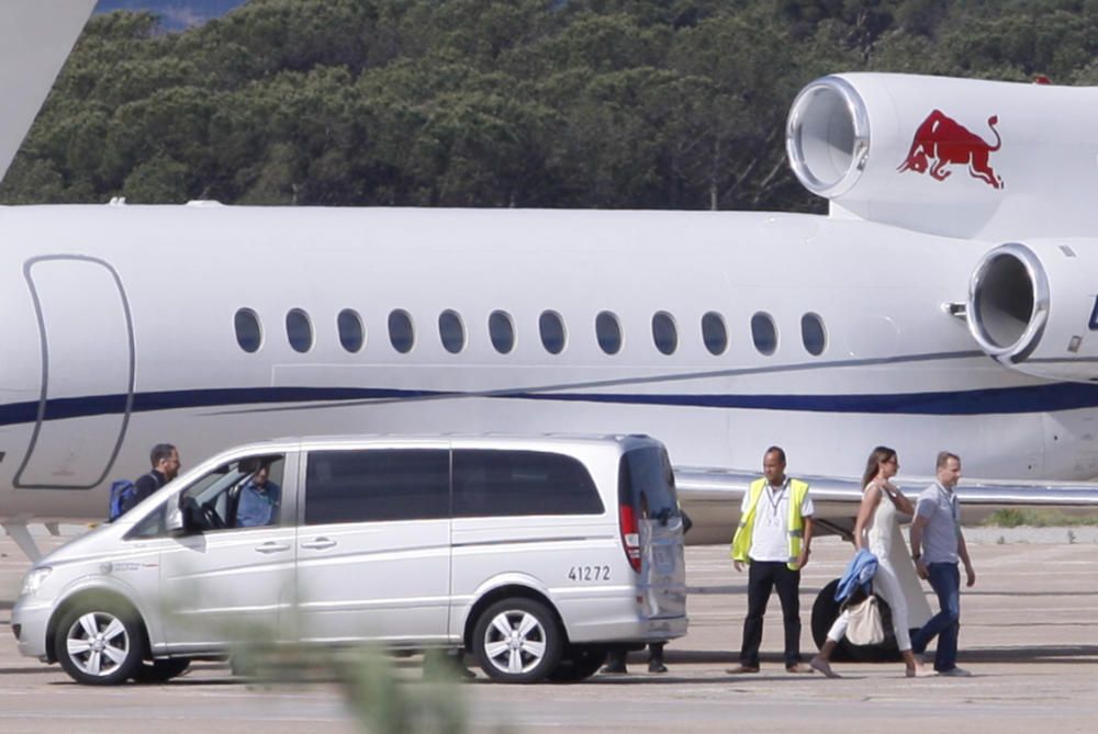 El propietari de Red Bull aterra a l'aeroport de Girona