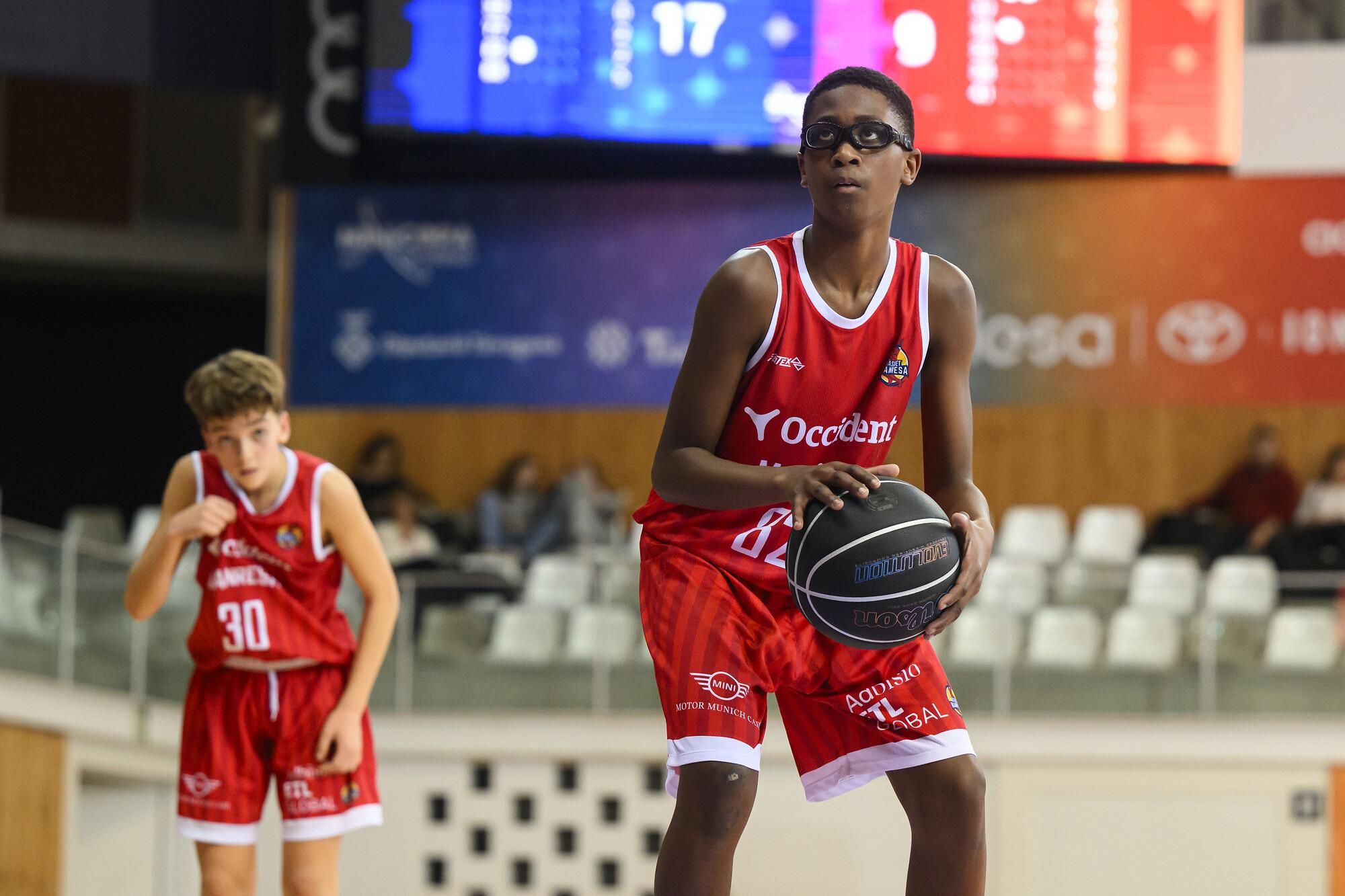 Imatges de l'Occident Manresa-Bilbao Basket