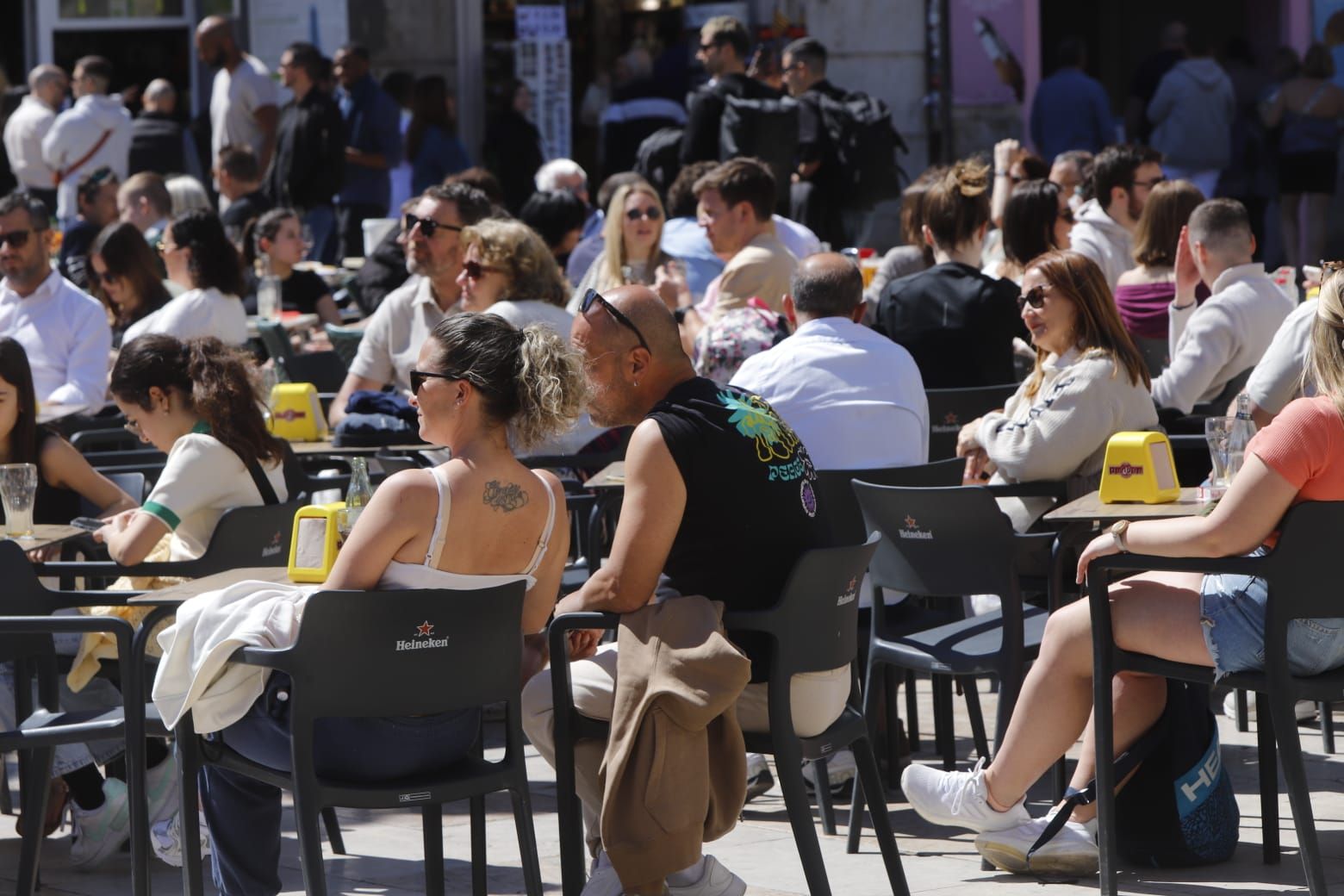 Llenazo en València durante el Sábado Santo