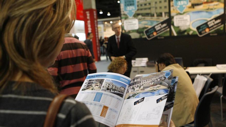 Mujer separada busca piso a sus 50