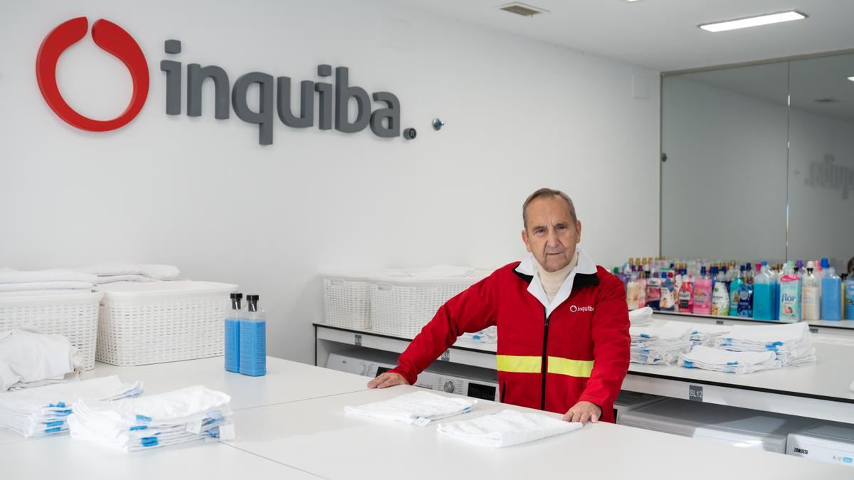 Juan Carmona Estévez, fundador de Inquiba, en las instalaciones de Guareña.