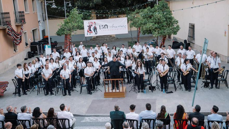 La comparsa Contrabandistas de Mutxamel celebra sus 150 años con un concierto