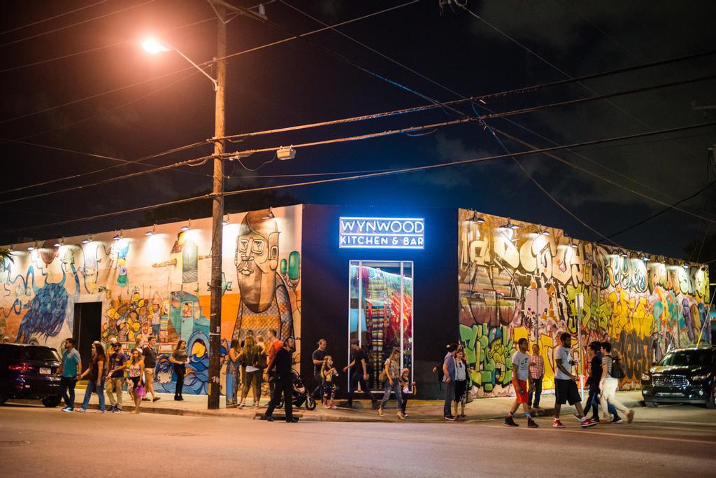 No hay un bar sin su grafiti