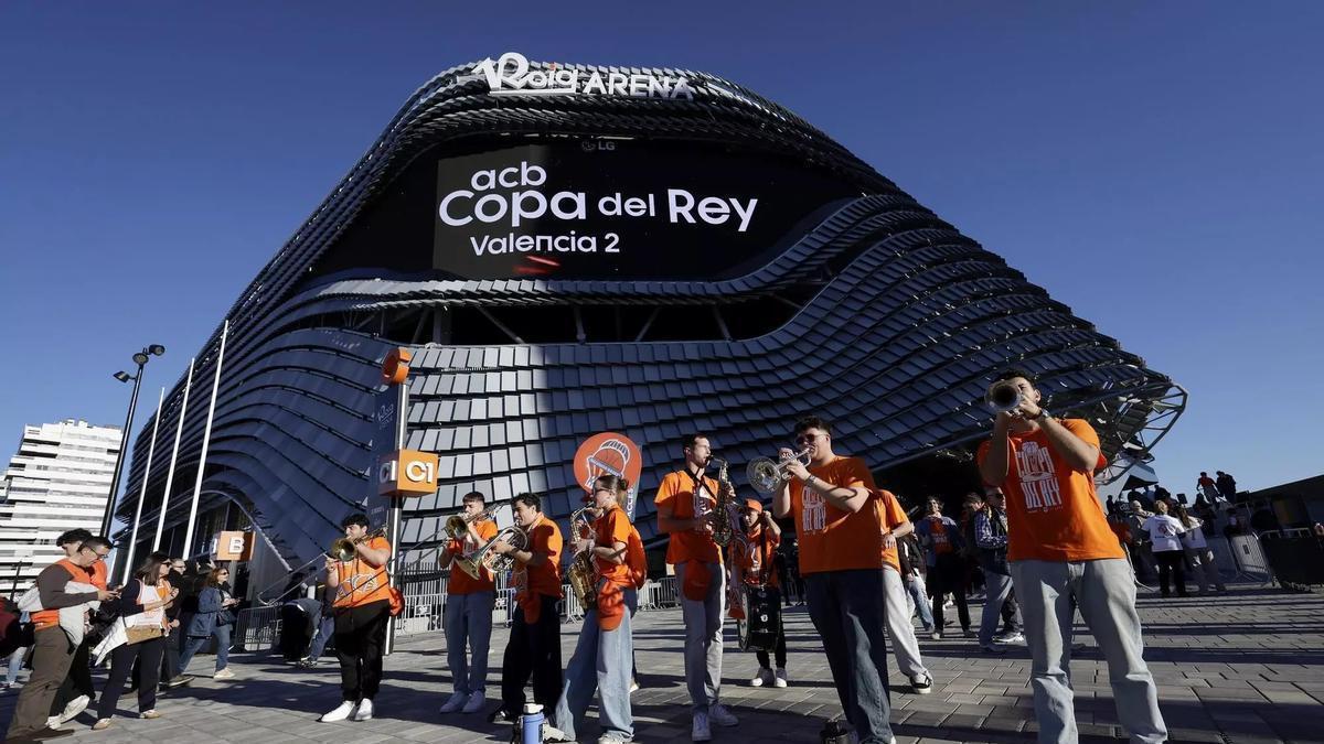 El Roig Arena superó con éxito su primer gran evento deportivo.