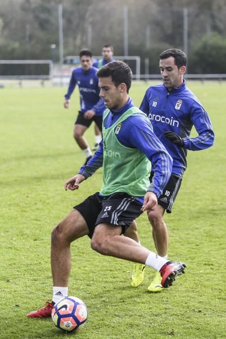 Entrenamiento del Real Oviedo en El Requexón