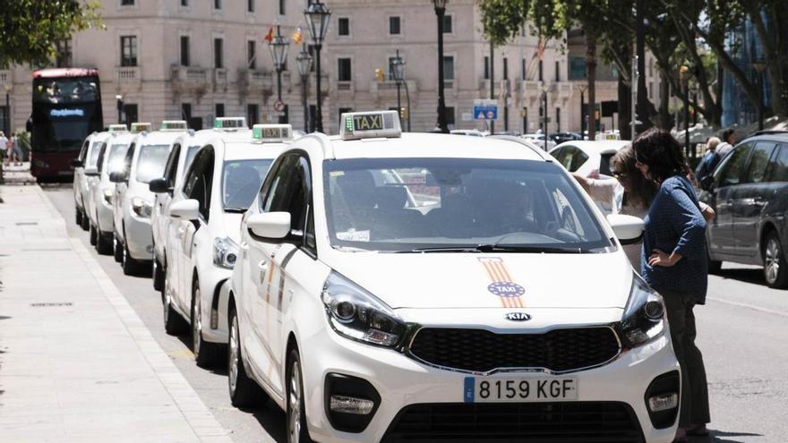 Palma saturada y además la tortura de pillar un taxi