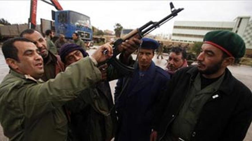 Milicias armadas toman el control de Zauiya, a 50 kilómetros de Trípoli