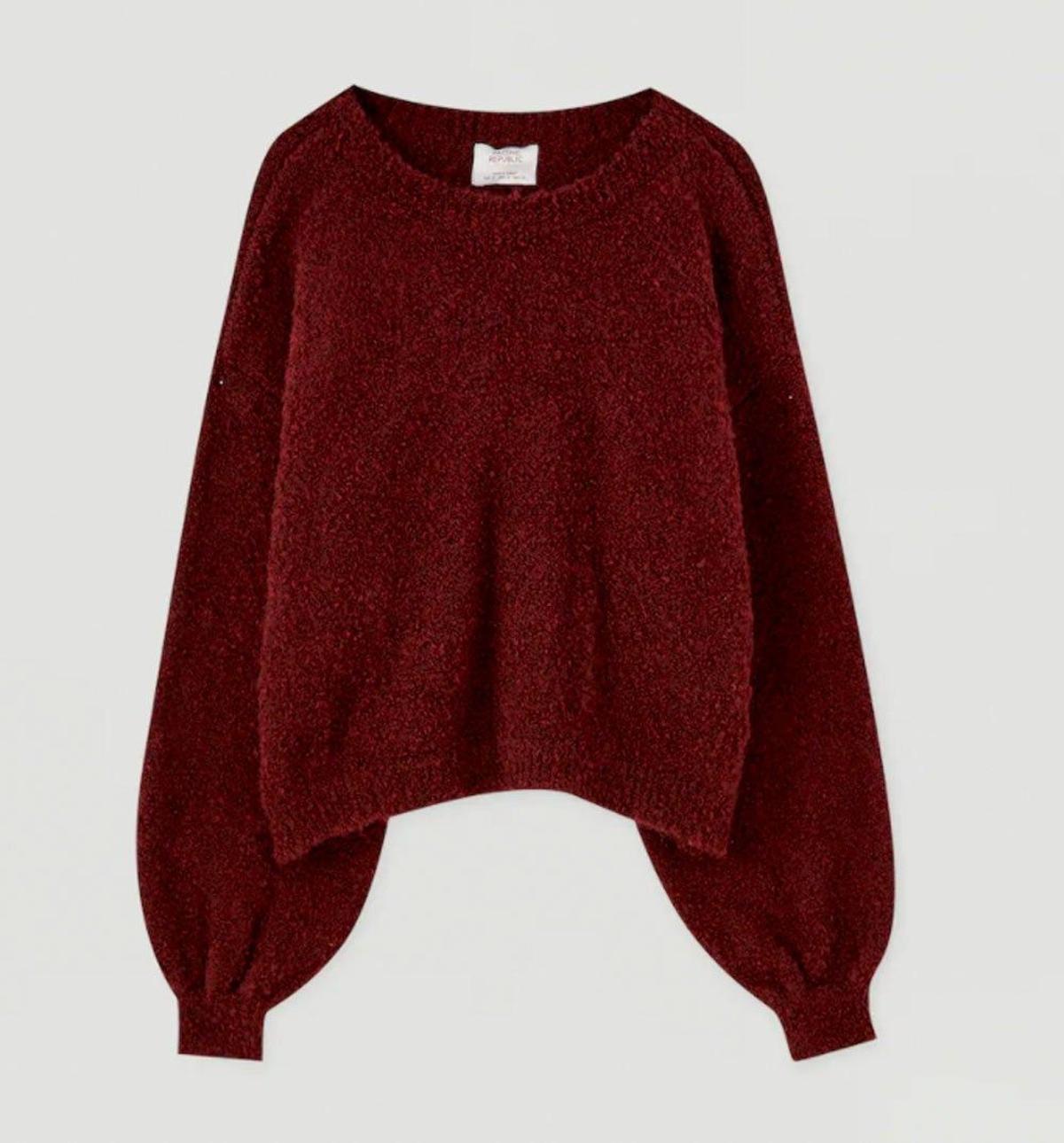 Jersey granate de Pull&Bear (precio: 19,99 euros)