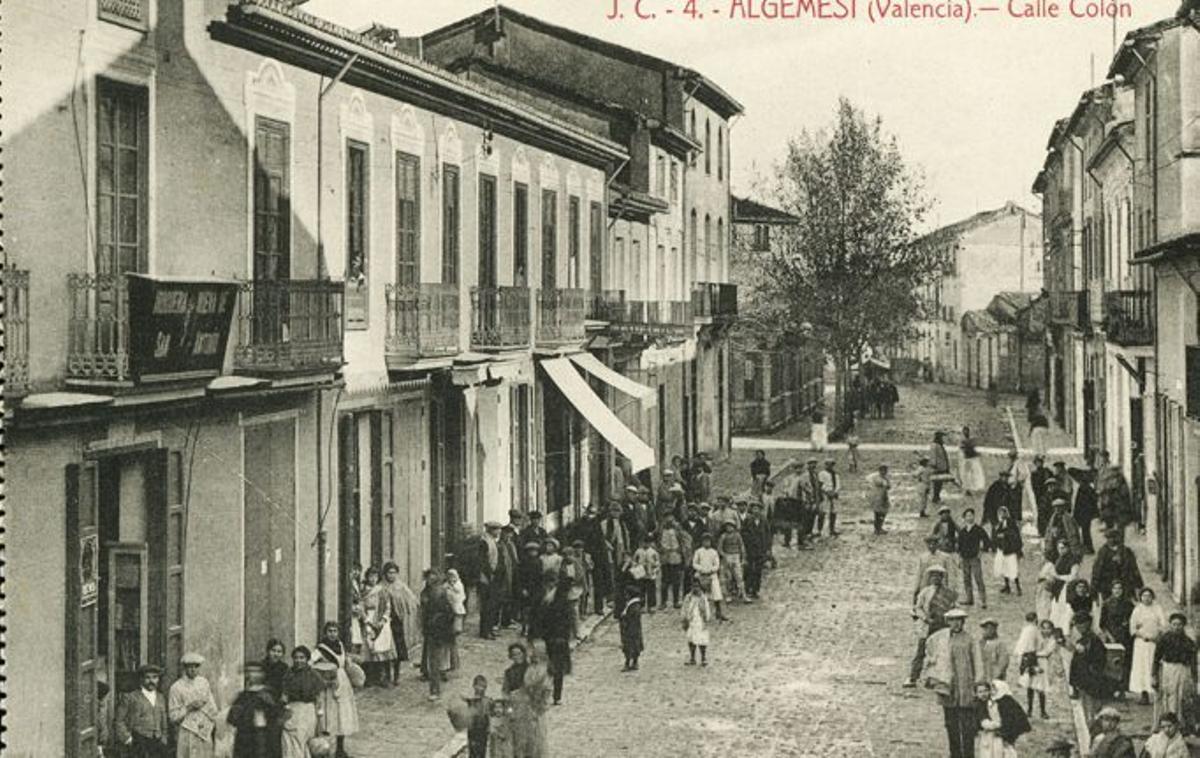 1. 2. 3. 4. Postals antigues d’Algemesí. 5. Cementeri vell d’Algemesí .