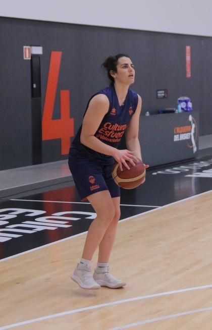 Entrenamiento individual Valencia BAsket femenino