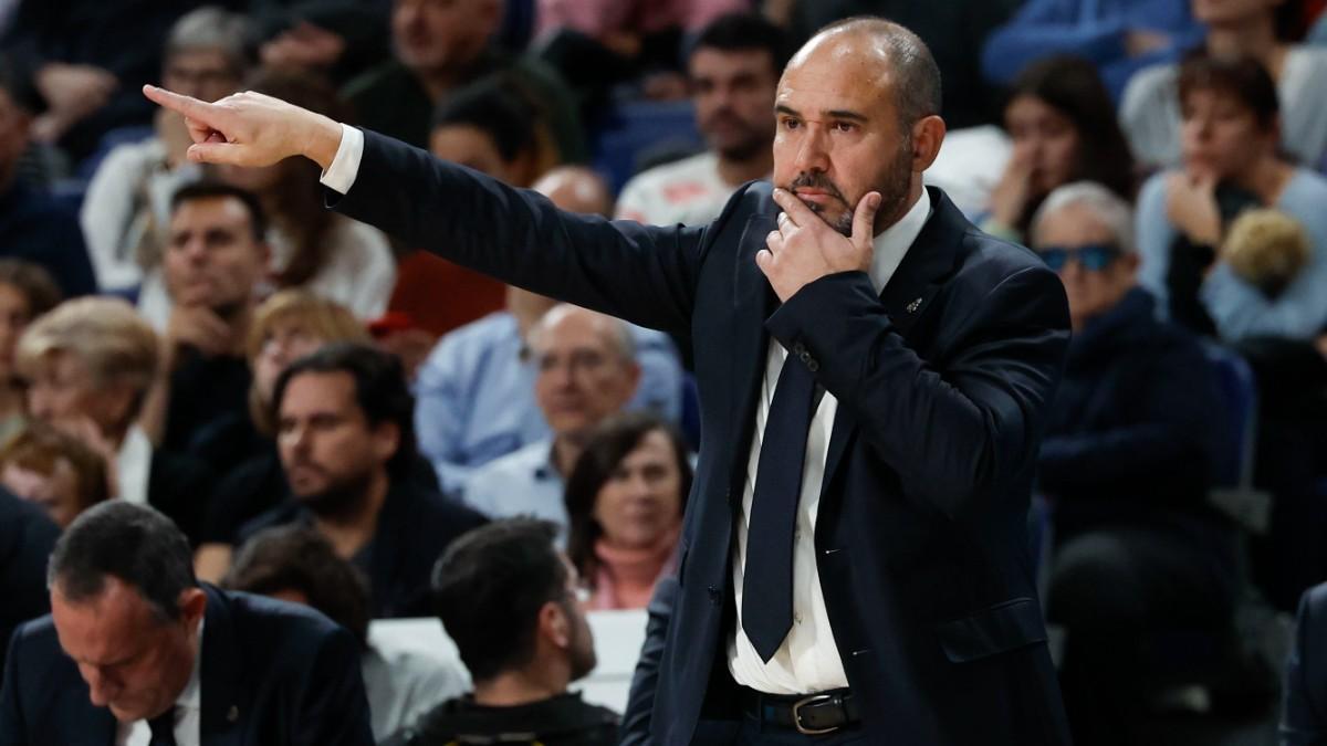 Chus Mateo, ante Alba Berlín